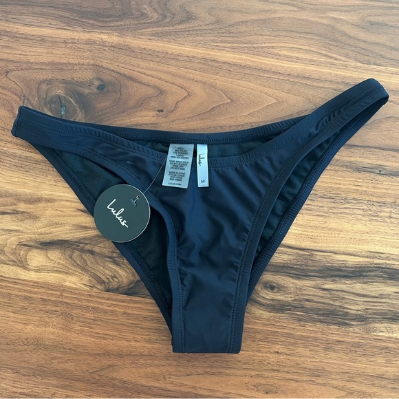 NWT Lulus seaside fun mid-ride bikini bottom - Picture 2 of 2